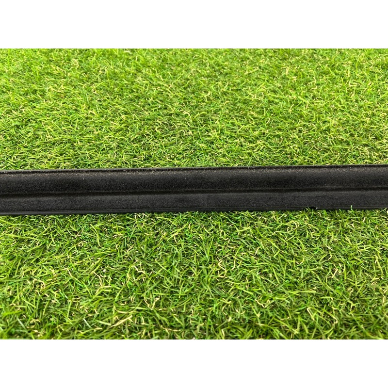 Молдинг стекла (кузов и элементы) Jeep Grand Cherokee WK2 2020 3.6 68257256AE