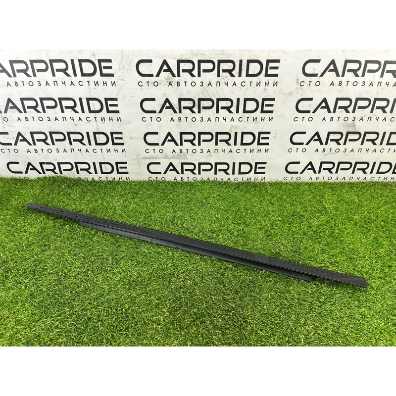 Молдинг стекла (кузов и элементы) Jeep Grand Cherokee WK2 2020 3.6 68257258AE