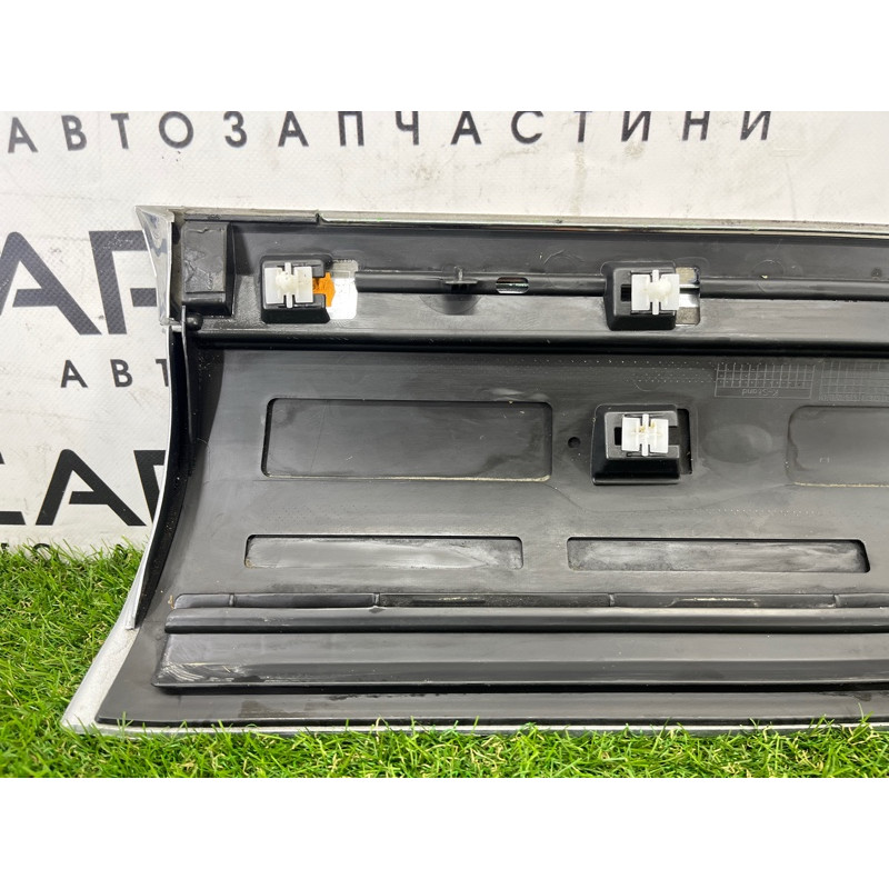 Накладка двери внешняя (кузов и элементы) Volkswagen Touareg NF 2013 3.6 7P6854939HGRU
