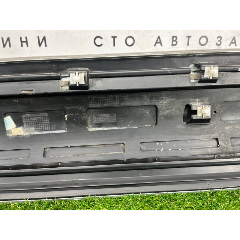 Накладка двері зовнішня (кузов і елементи) Volkswagen Touareg NF 2011 3.0 TDI 7P6854940HGRU