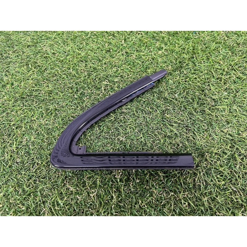 Молдинг двери (уголок) внешний (наружные элементы кузова) Jeep Grand Cherokee WK2 2020 3.6 68257469AB