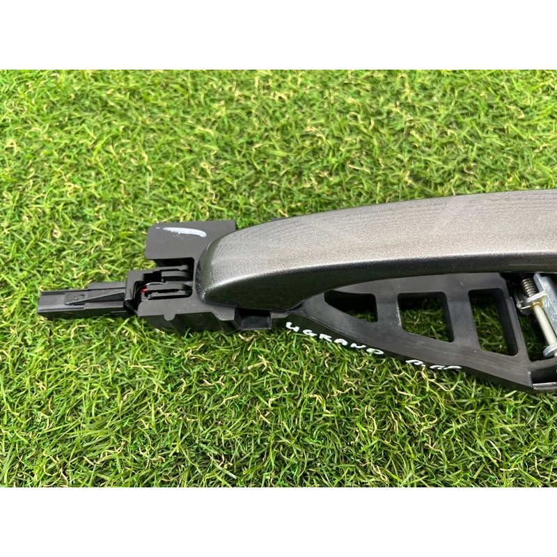 Ручка двери внешняя (кузов и элементы) Jeep Grand Cherokee WK2 2020 3.6 1QA18LAUAJ