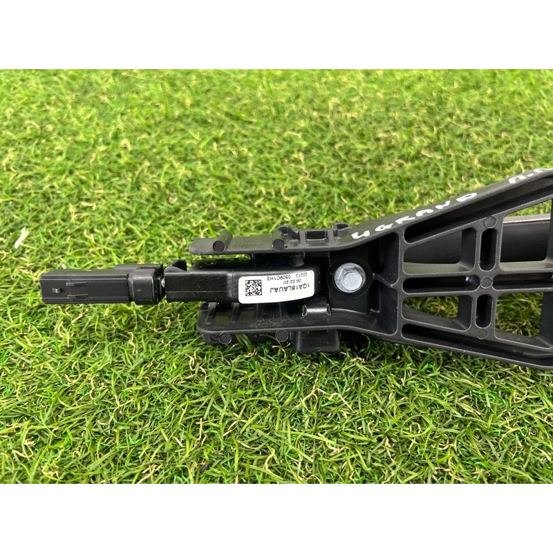 Ручка двери внешняя (кузов и элементы) Jeep Grand Cherokee WK2 2020 3.6 1QA18LAUAJ