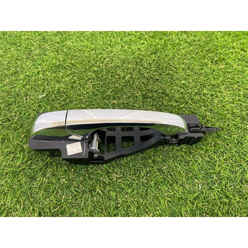 Ручка двери внешняя (кузов и элементы) Jeep Grand Cherokee WK2 2017 68078959AE