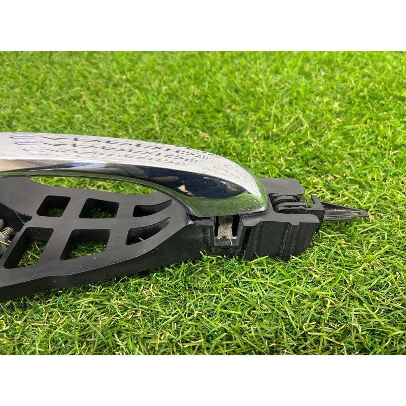 Ручка двери внешняя (кузов и элементы) Jeep Grand Cherokee WK2 2017 68078959AE