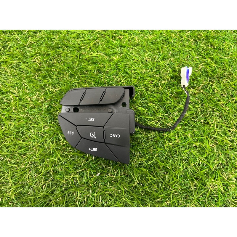 Кнопки руля (электрика / кнопки) Jeep Grand Cherokee WK2 2020 3.6 68321895AA