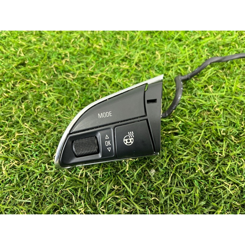 Кнопки руля (электрика / кнопки) AUDI Q7 4L 2011 3.0 CATA 4L0951523BXHA