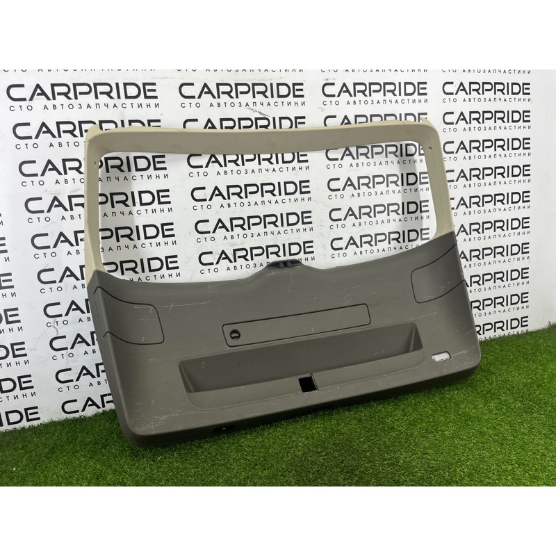 Обшивка кришки багажника (салон) AUDI Q5 8R 2012 3.2 CALB 8R0867979BJ42