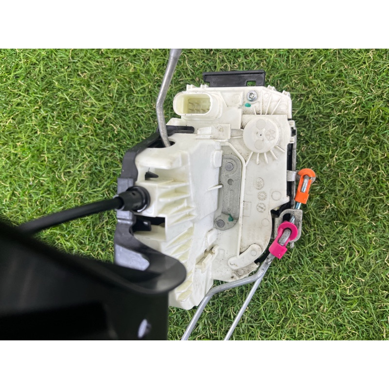 Замок двери (кузов и элементы) Jeep Grand Cherokee WK2 2020 3.6 68250661AC