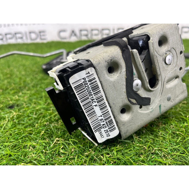 Замок двери (кузов и элементы) Jeep Grand Cherokee WK2 2020 3.6 68250661AC