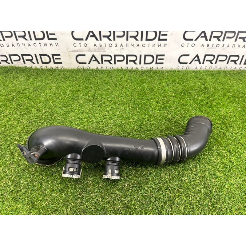 Патрубок интеркулера (двигатель и элементы) BMW 3-series E93 2008 3.0 N54 13717590306