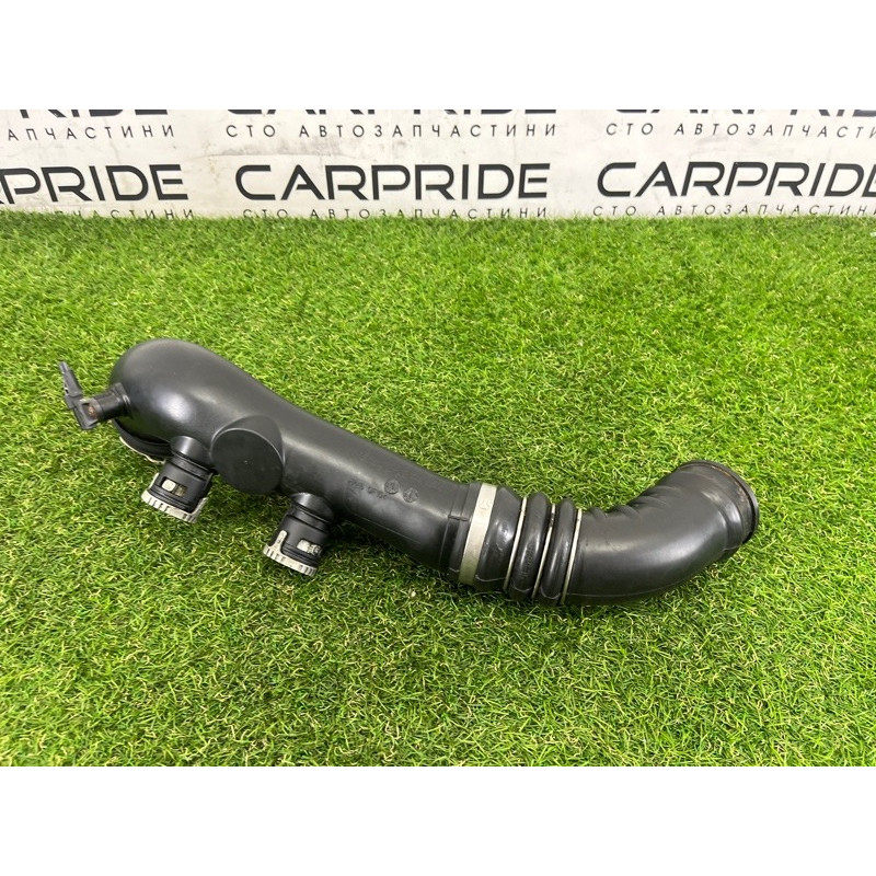 Патрубок интеркулера (двигатель и элементы) BMW 3-series E93 2008 3.0 N54 13717590306