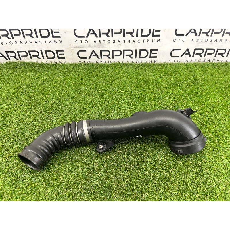 Патрубок интеркулера (двигатель и элементы) BMW 3-series E93 2008 3.0 N54 13717590306