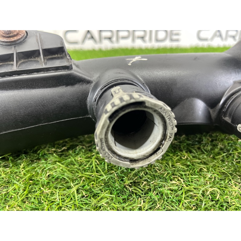 Патрубок интеркулера (двигатель и элементы) BMW 3-series E93 2008 3.0 N54 13717590306