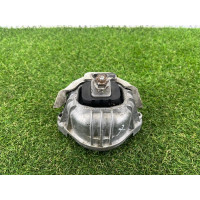 Подушка двигателя