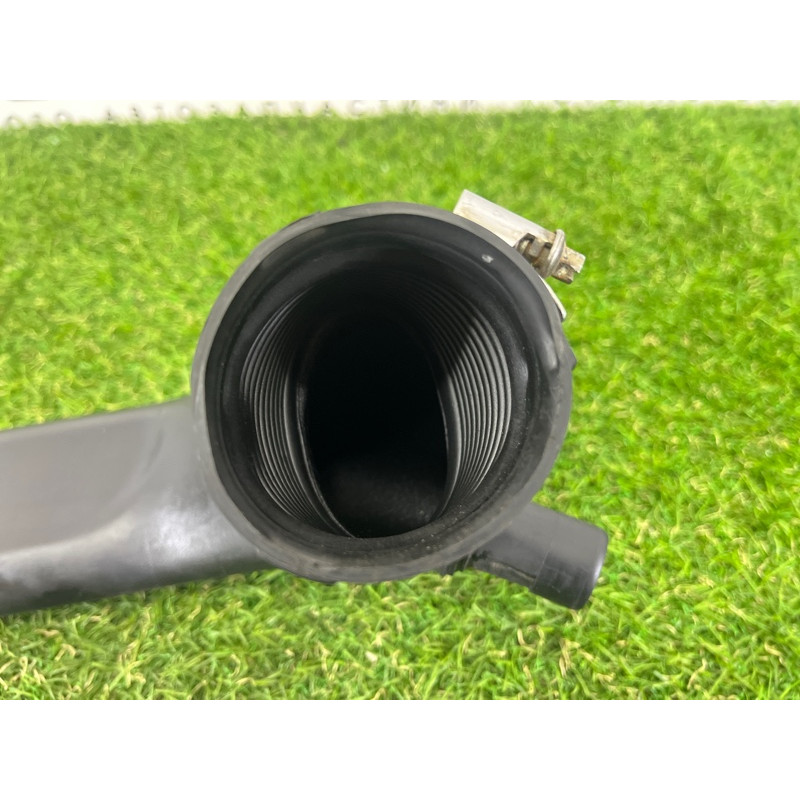 Патрубок воздушного фильтра (впускная система) BMW 3-series E93 2008 3.0 N54 13717556549