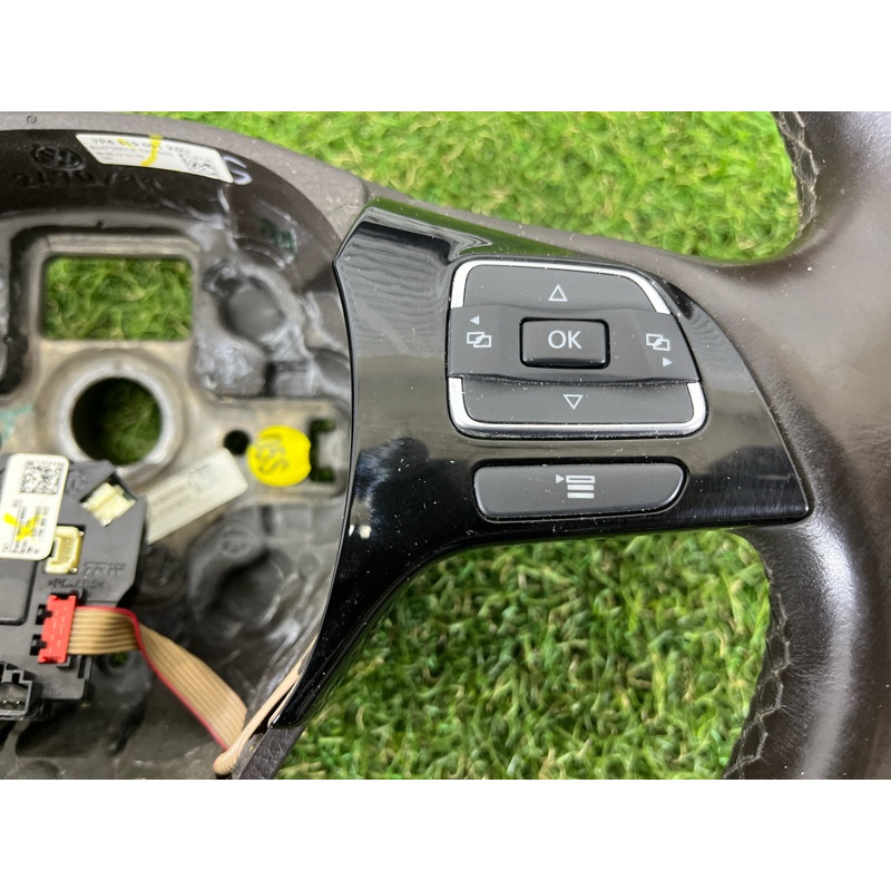 Руль (салон) Volkswagen Touareg NF 2012 3.6 CGRA 7P6419091X0U