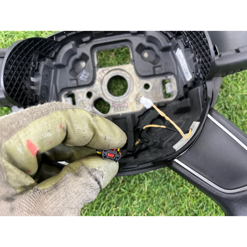 Руль (салон) AUDI Q7 4L 2011 3.0 CATA 4L0419091AE1KT