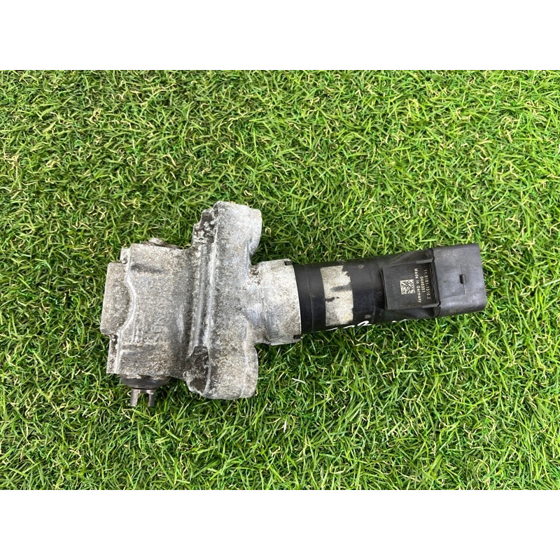 Мотор стояночного тормоза (тормозная система) Volkswagen Touareg NF 2012 3.6 CGRA 7P0609724B