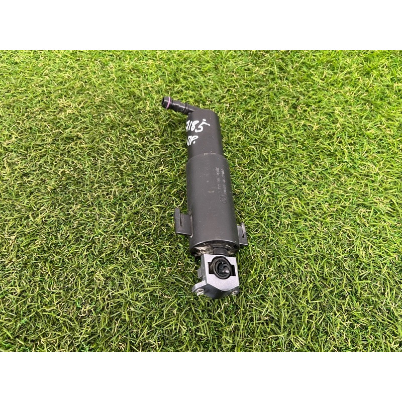 Форсунка омивача фар (кузов і елементи) BMW 3-series E93 2008 3.0 N54 61677179311