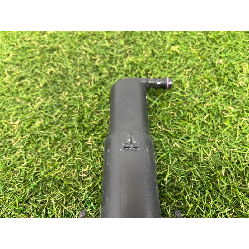 Форсунка омивача фар (кузов і елементи) BMW 3-series E93 2008 3.0 N54 61677179311