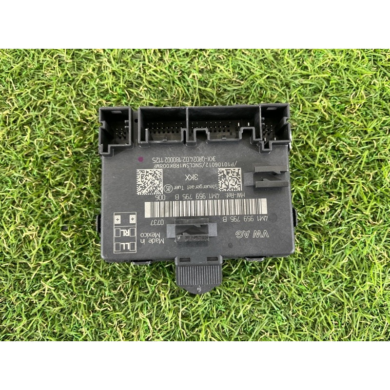 Блок управления дверьми (электрика / блок управления) AUDI SQ5 FY 2018 3.0 CWGD 4M1959795B