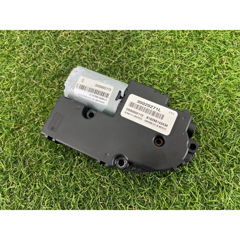 Мотор люка (электрика) Jeep Grand Cherokee WK2 2017 68081054AD