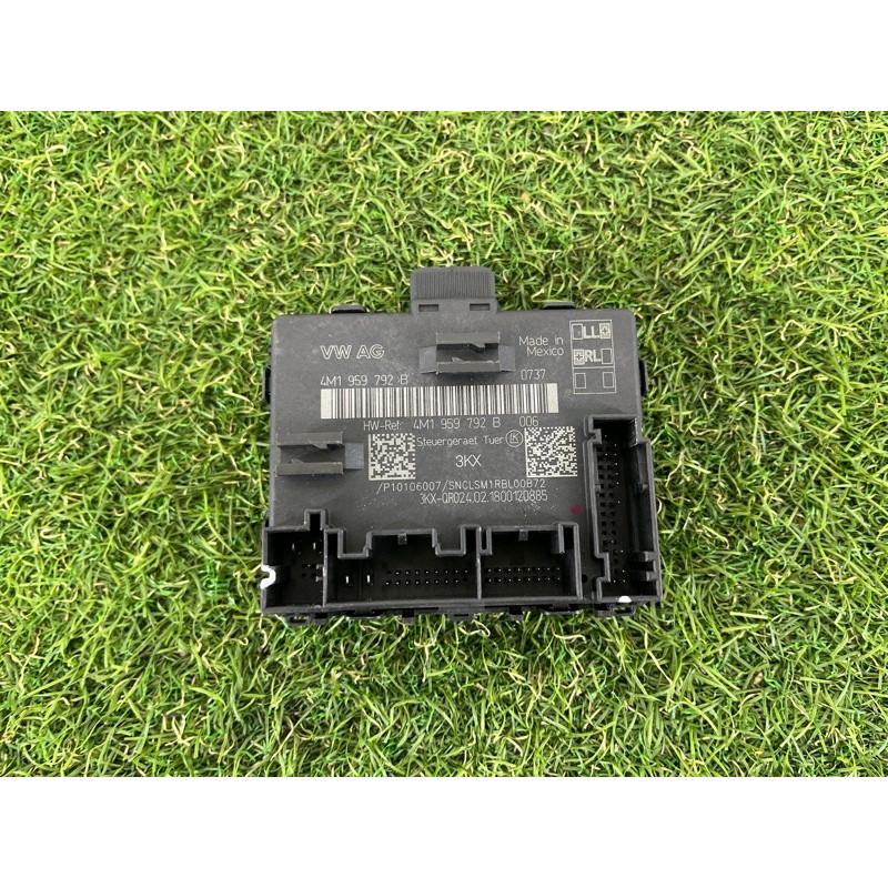Блок управления дверьми (электрика / блок управления) AUDI SQ5 FY 2018 3.0 CWGD 4M1959792B