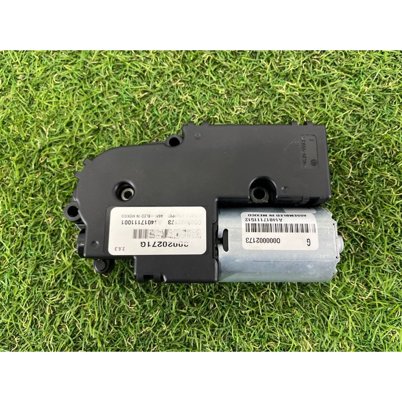 Мотор люка (электрика) Jeep Grand Cherokee WK2 2014 3.0 Diesel EXF 68081054AB