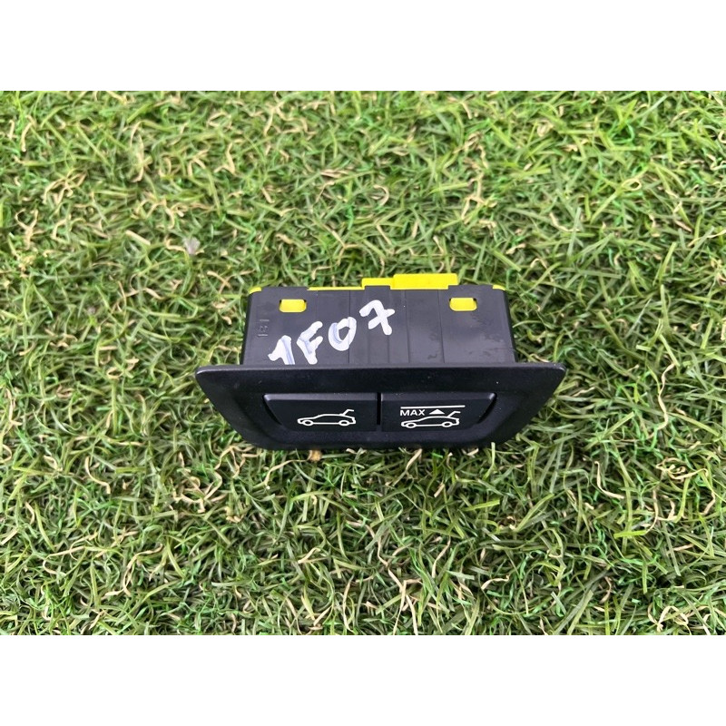 Кнопка открывания крышки багажника (электрика / кнопки) BMW 5-series Gran Turismo F07 2011 3.0 N55B30 61319302262