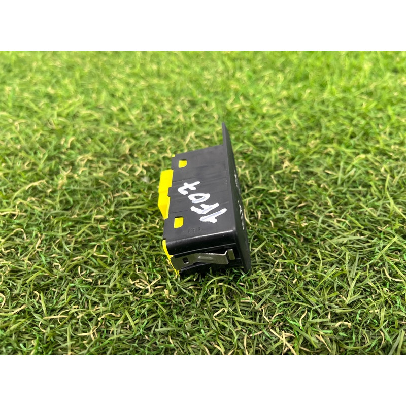 Кнопка открывания крышки багажника (электрика / кнопки) BMW 5-series Gran Turismo F07 2011 3.0 N55B30 61319302262