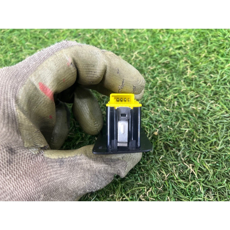 Кнопка открывания крышки багажника (электрика / кнопки) BMW 5-series Gran Turismo F07 2011 3.0 N55B30 61319302262