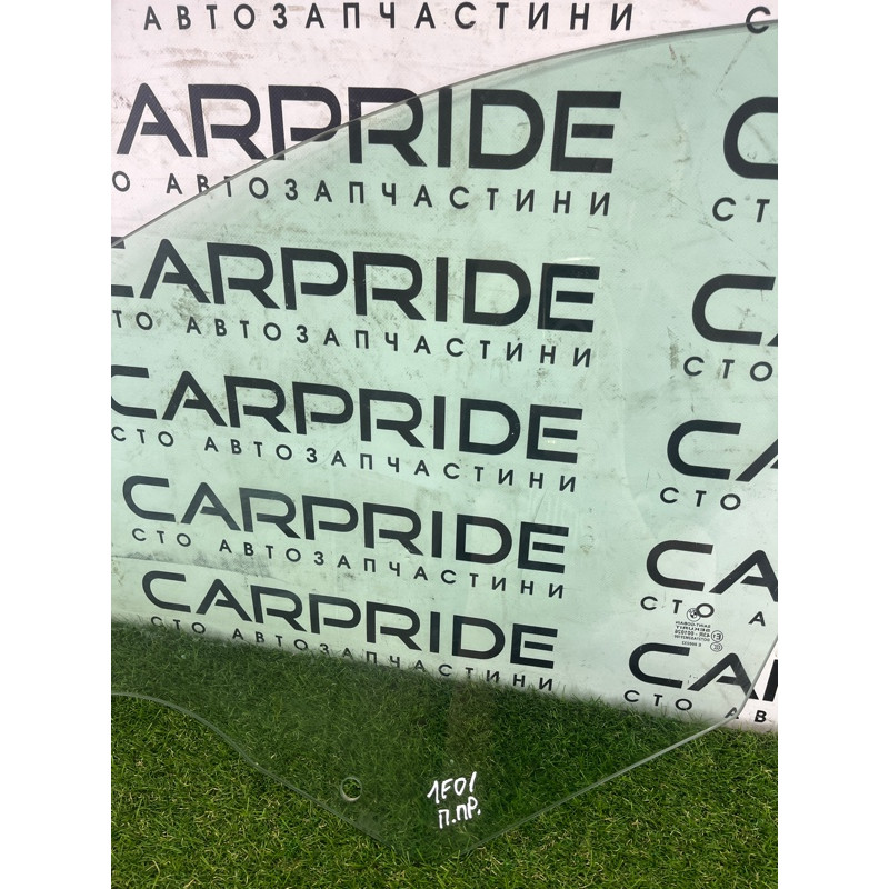 Стекло (кузов и элементы) BMW 7-series F02 2011 4.4 N63 51337182084