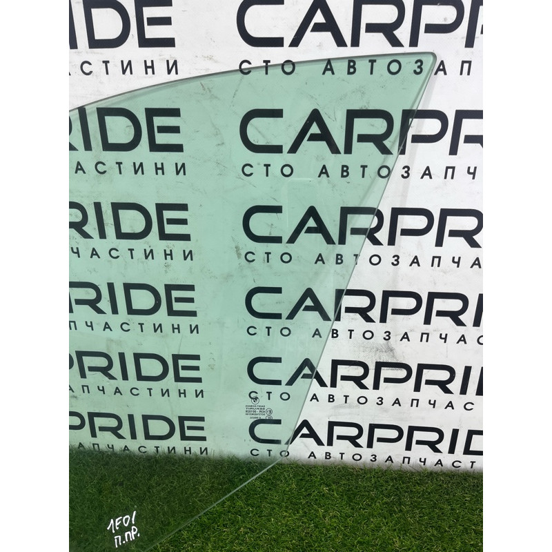 Стекло (кузов и элементы) BMW 7-series F02 2011 4.4 N63 51337182084