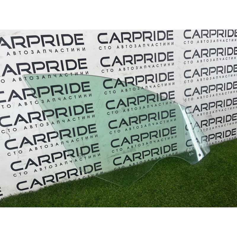 Стекло (кузов и элементы) BMW 7-series F02 2011 4.4 N63 51337182083