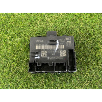 Блок управління дверима