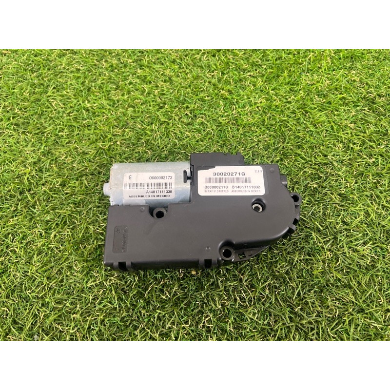 Мотор люка (электрика) Jeep Grand Cherokee WK2 2014 3.0 Diesel EXF 68081054AB