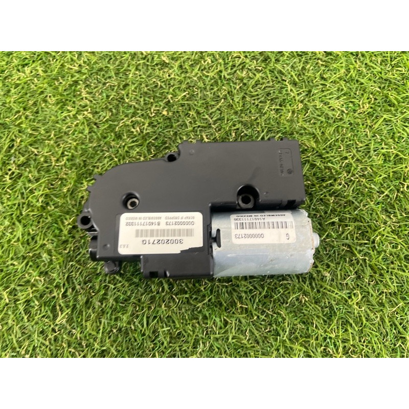 Мотор люка (электрика) Jeep Grand Cherokee WK2 2014 3.0 Diesel EXF 68081054AB