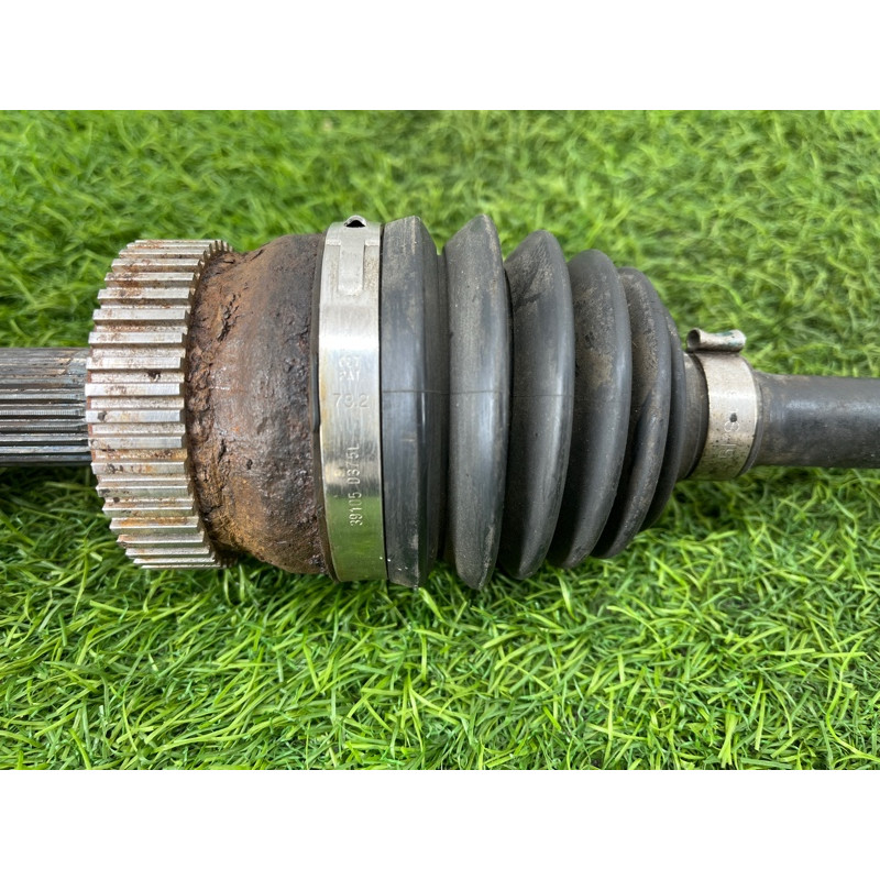 Привод (трансмиссия) Nissan Juke F15 2011 1.6 396001KD0A