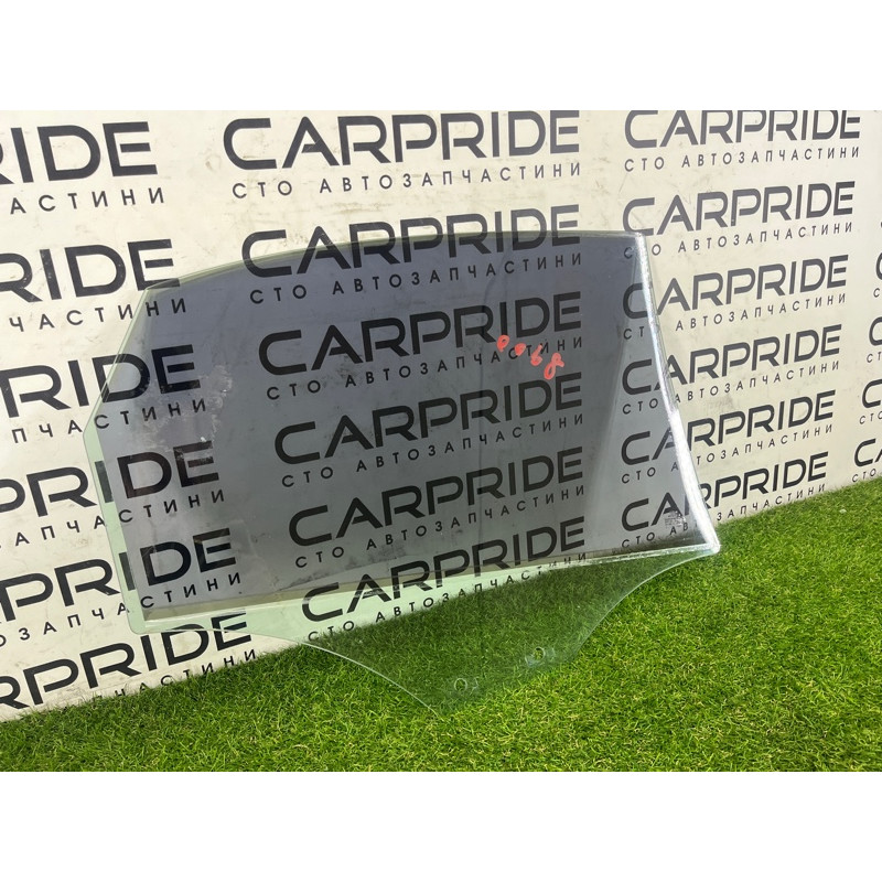 Стекло (кузов и элементы) AUDI A4 B8 2012 2.0 CAEB 8K5845205E