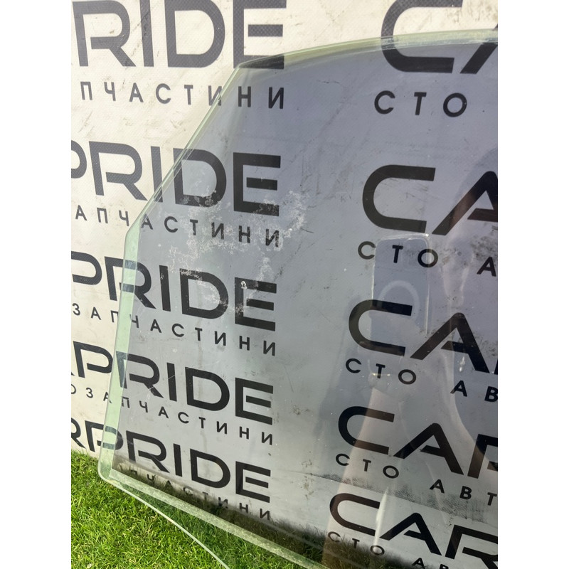 Стекло (кузов и элементы) AUDI A4 B8 2012 2.0 CAEB 8K5845205E