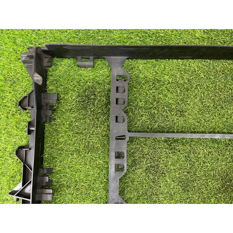 Рамка радиатора (кузов и элементы) BMW 7-series E38 1996 M60B40 17111737826