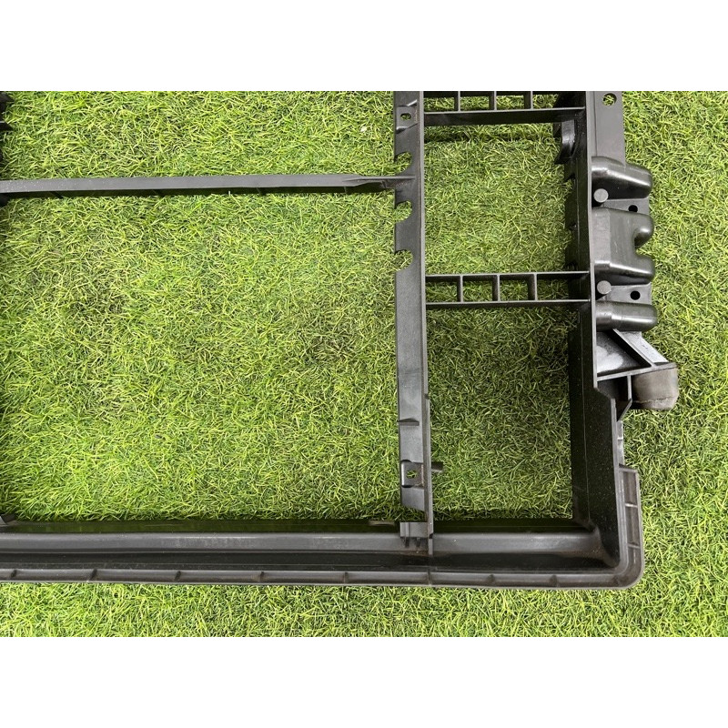 Рамка радиатора (кузов и элементы) BMW 7-series E38 1996 M60B40 17111737826