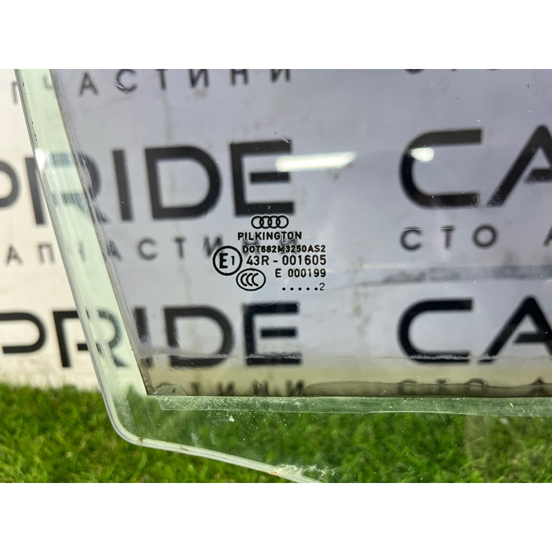 Стекло (кузов и элементы) AUDI A4 B8 2012 2.0 CAEB 8K0845202D