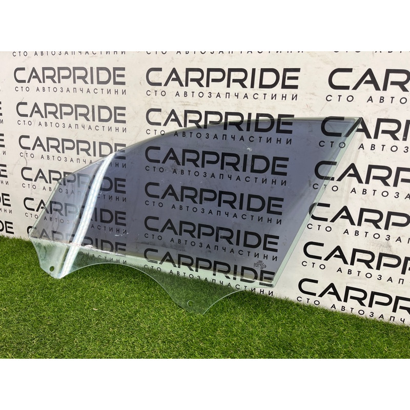 Стекло (кузов и элементы) AUDI A4 B8 2012 2.0 CAEB 8K0845202D