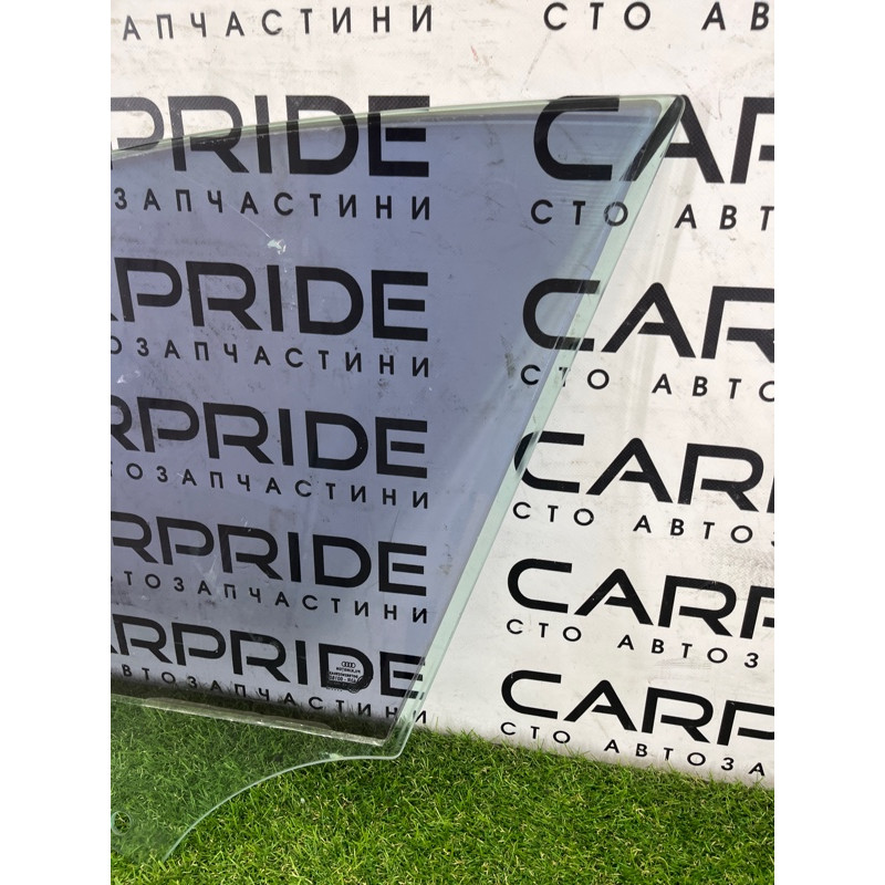Стекло (кузов и элементы) AUDI A4 B8 2012 2.0 CAEB 8K0845202D