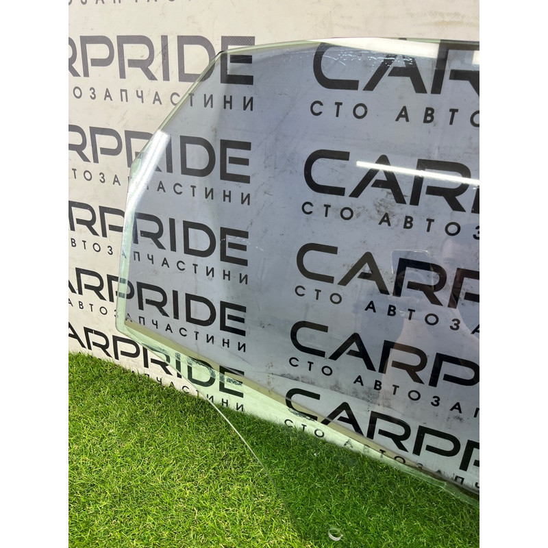 Стекло (кузов и элементы) AUDI A4 B8 2012 2.0 CAEB 8K5845206E