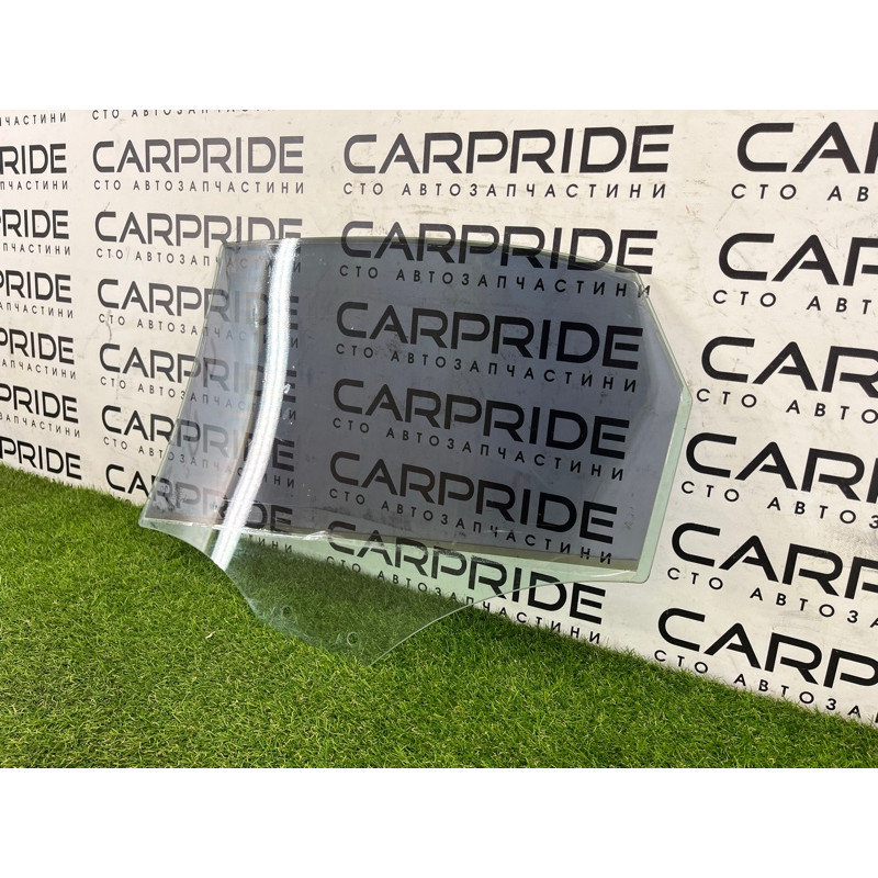 Стекло (кузов и элементы) AUDI A4 B8 2012 2.0 CAEB 8K5845206E