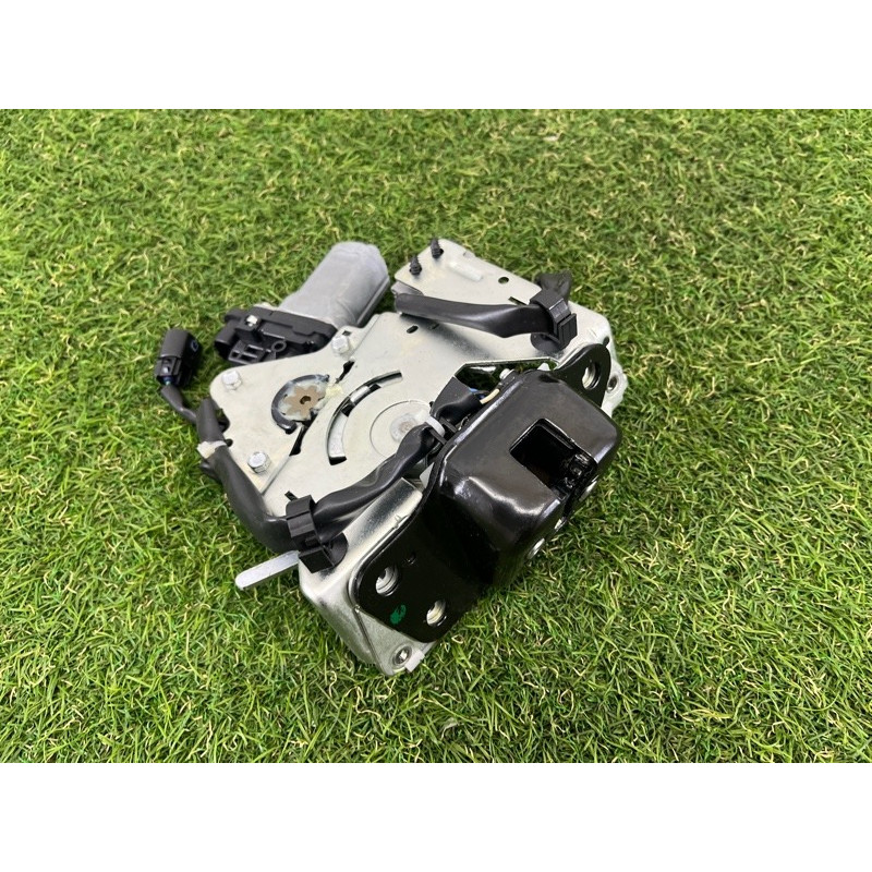 Замок багажника (кузов и элементы) Jeep Grand Cherokee WK2 2020 3.6 4589656AF
