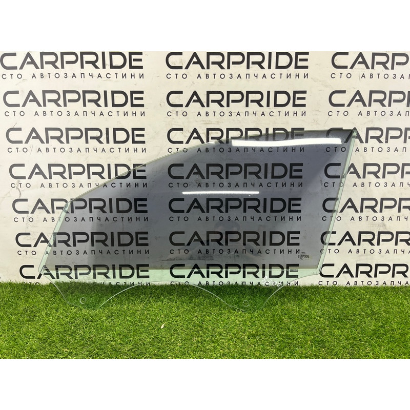 Стекло (кузов и элементы) AUDI A4 B8 2012 2.0 CAEB 8K0845201D